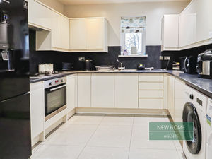 Photo 16- click for photo gallery